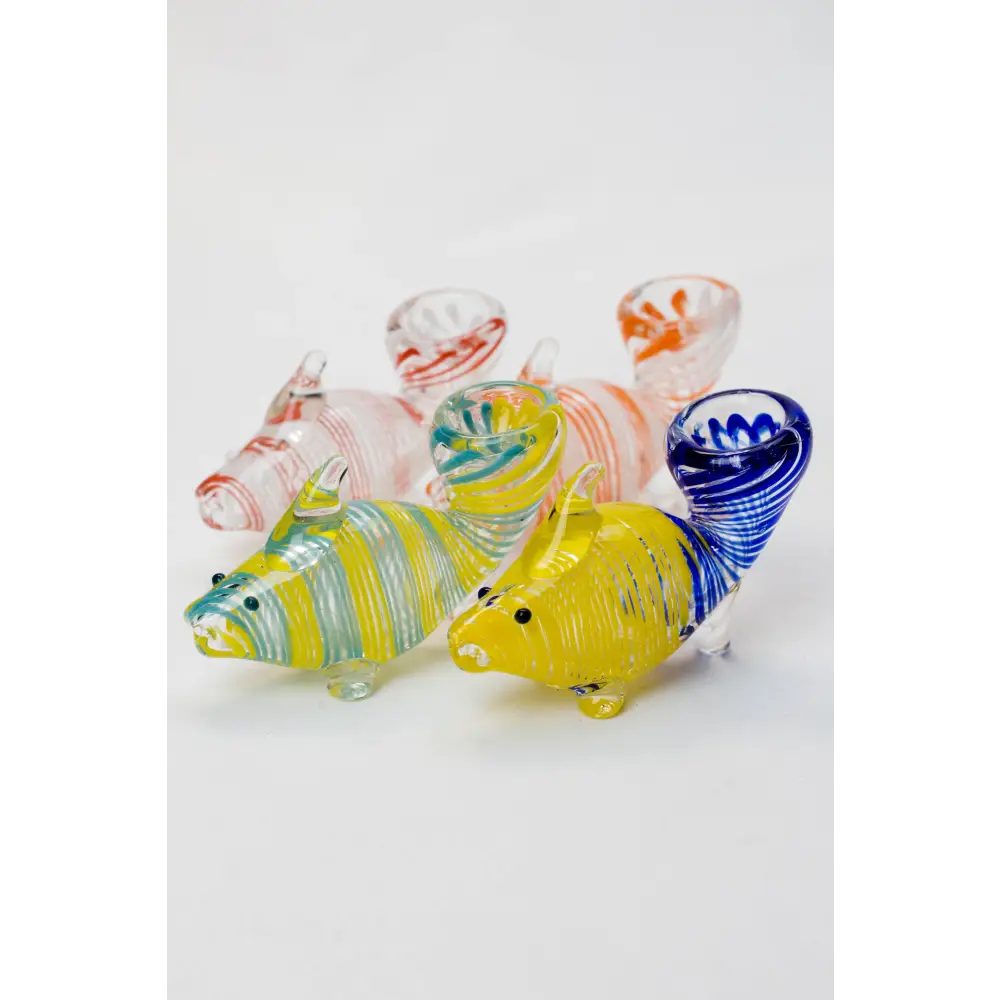 3.5" Goldfish shape glass hand pipe_0