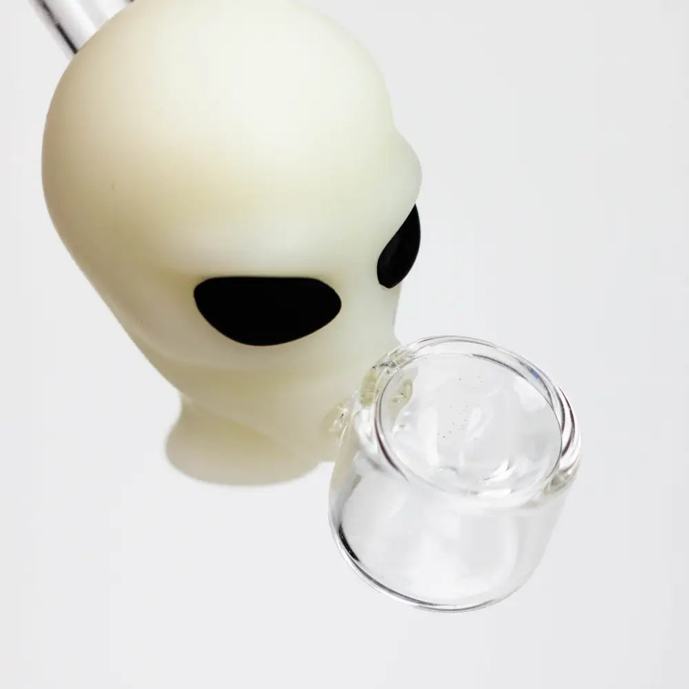 4" Alien hand pipe glow in the dark [H279G]_4