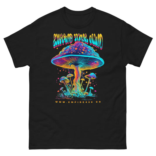 Men's classic tee shroomie