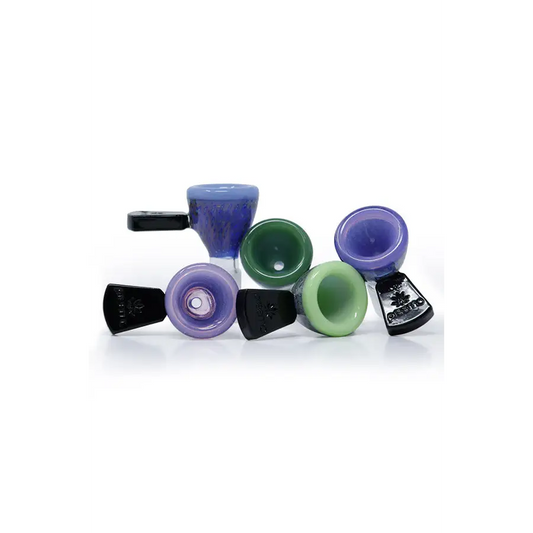 These beautiful bowls feature intricate fumed designs on the outside wall and a single-colour inside wall which also extend to the rim. The glass is slightly translupreemo - Double Wall Fumed Bowl [P072]Bongs Accessoriesempire420